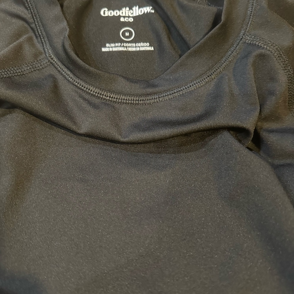 Goodfellow & Co Black Short Sleeve Tee or Swim Shirt - Picture 2 of 2